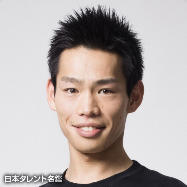加賀　翔
