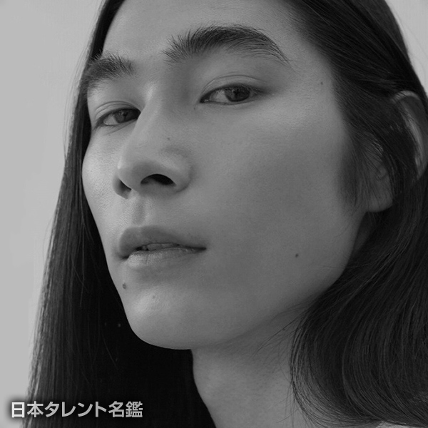 河内　駿