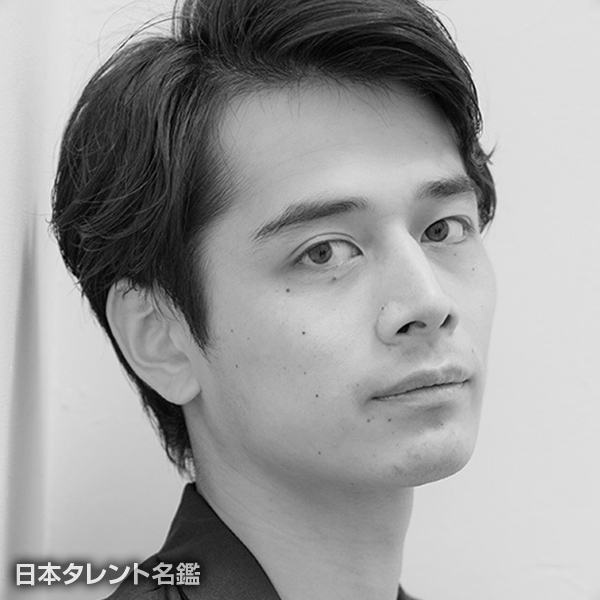 スネヤ　ジュンジ