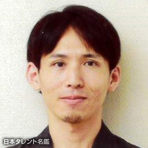 小川　哲也