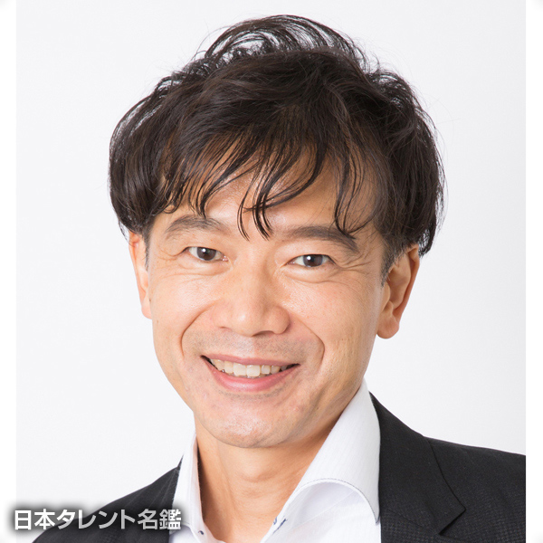 山内　駿