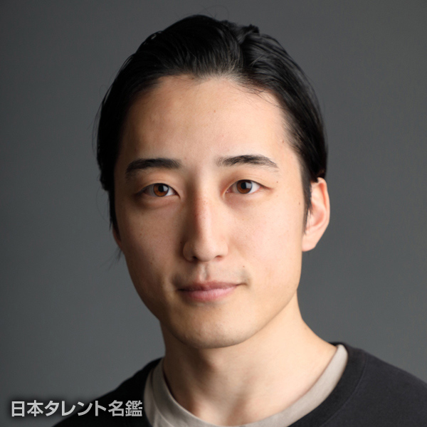 小谷　俊輔