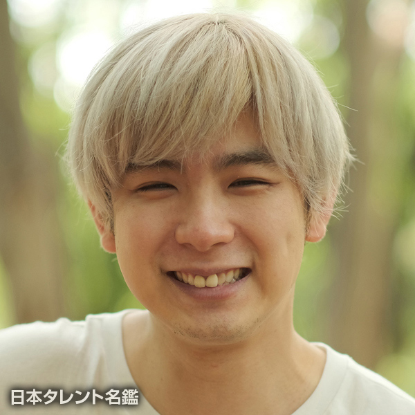 稲村　星