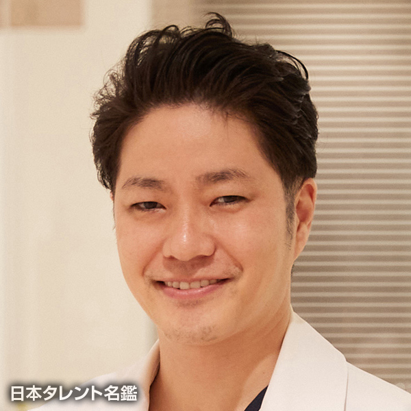 西嶌　暁生