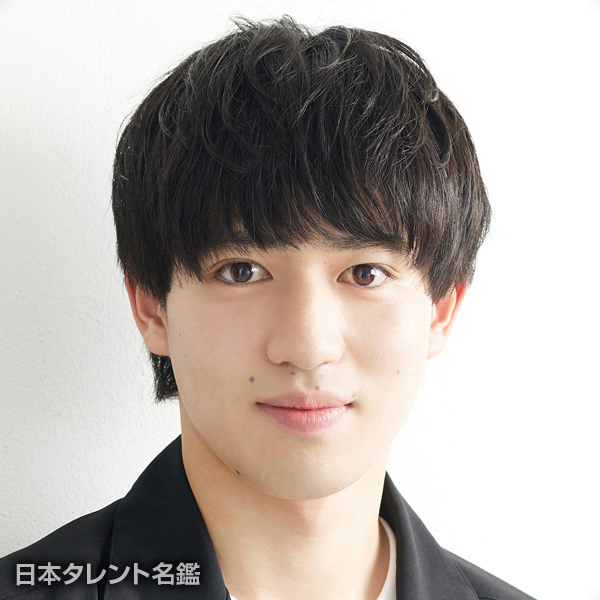 山口　竜平
