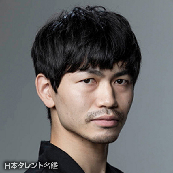 小島　颯太