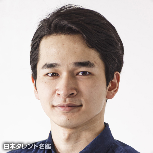 中嶌　駿介