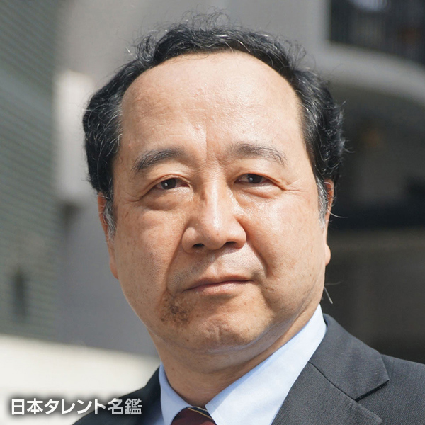 YOSHIAKI