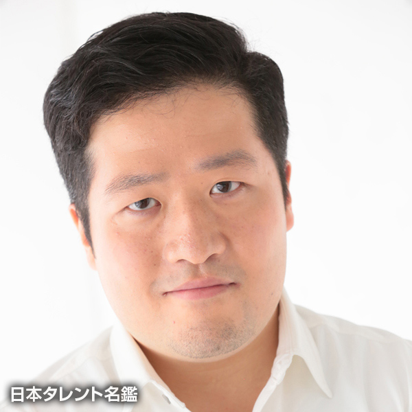 栗山　英宜
