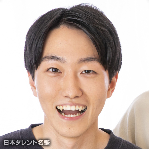内藤　孔佑