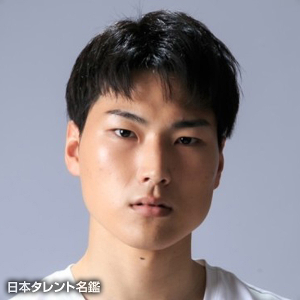中内　天摩
