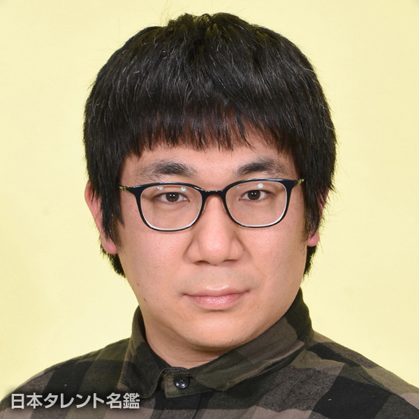 タツノ　薫
