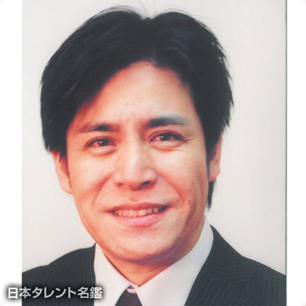 茂　賢治