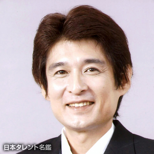 金田　賢一