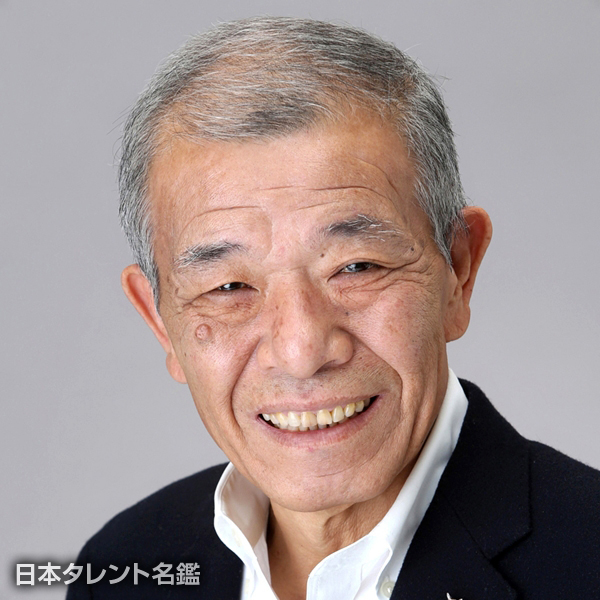 亀井　賢二