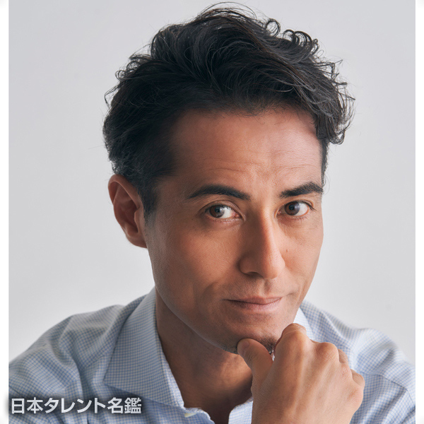 青木　伸輔
