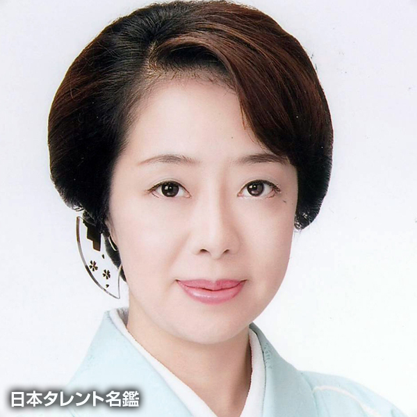 石原　舞子