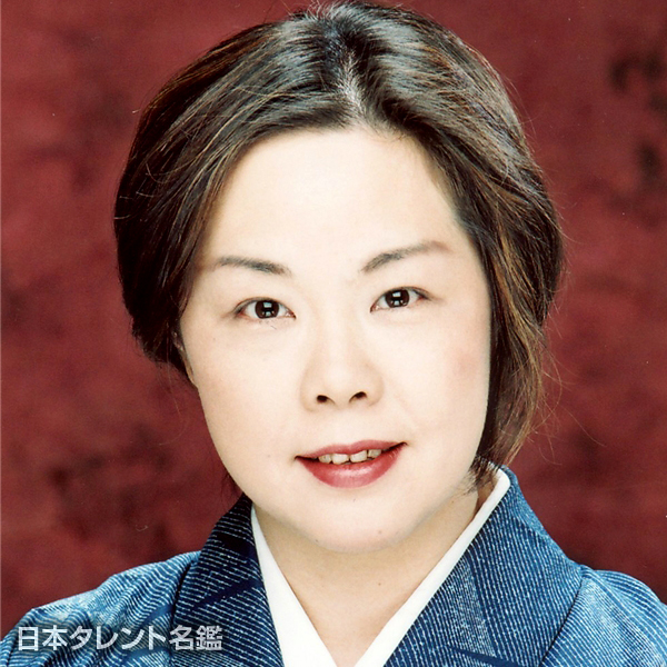 児玉　千春