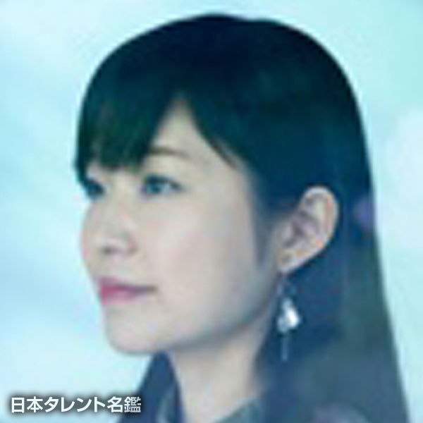川嶋　あい