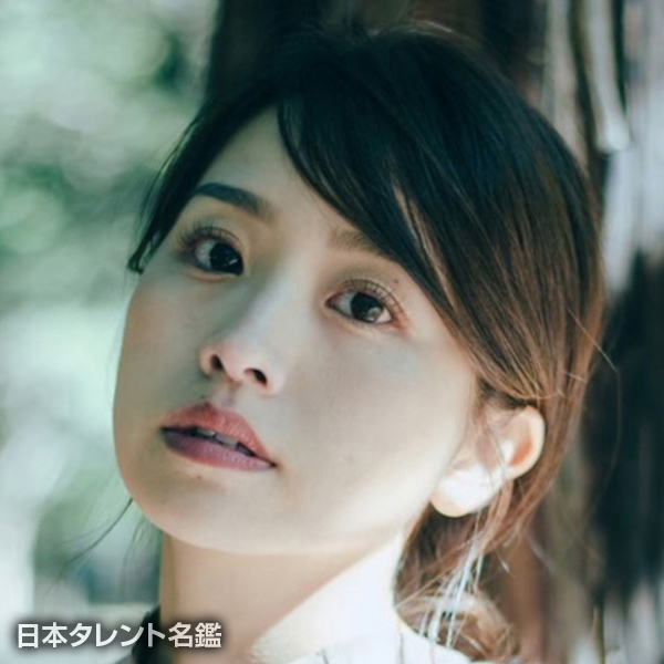 曽田　茉莉江