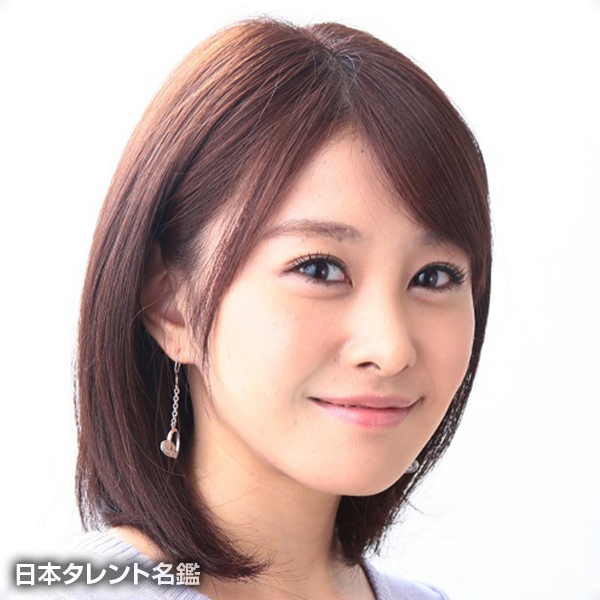 新名　彩乃