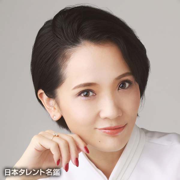 壱城　あずさ