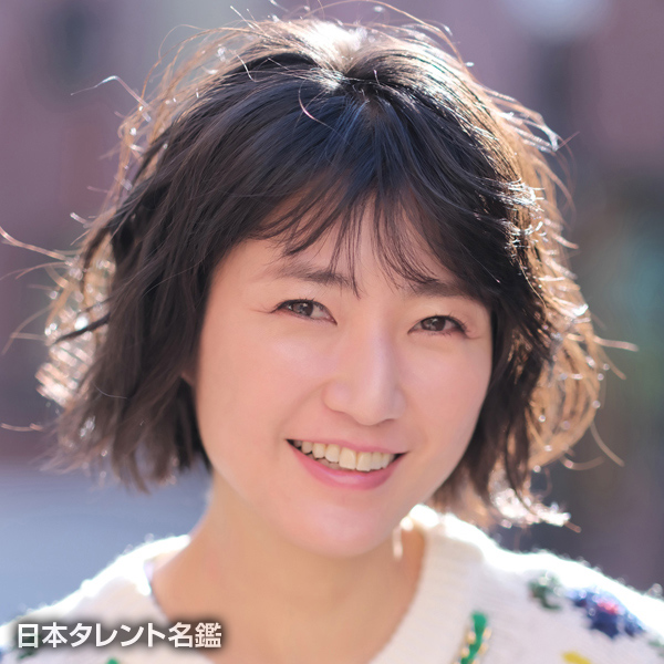 加藤　里奈