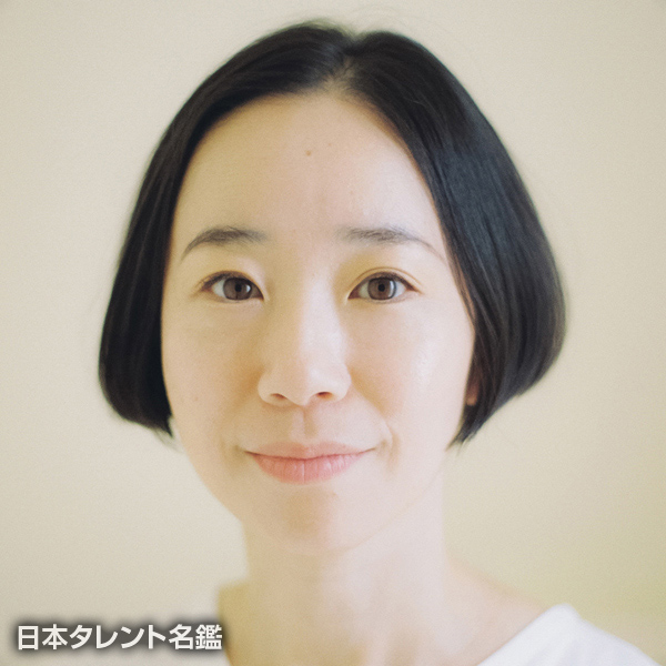 上田　桃子