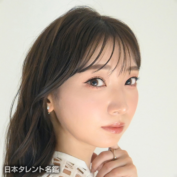 井上　麻里奈
