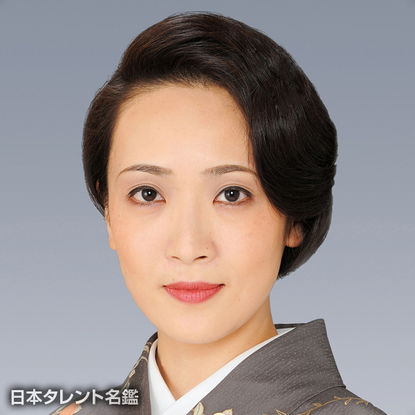 川上　彌生