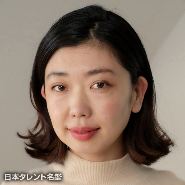 もり　ももこ