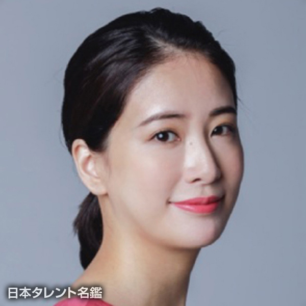 神室　麻衣