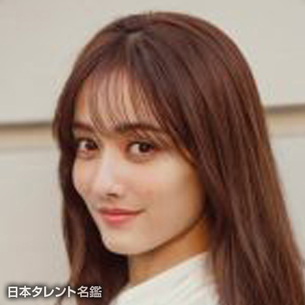 谷　まりあ