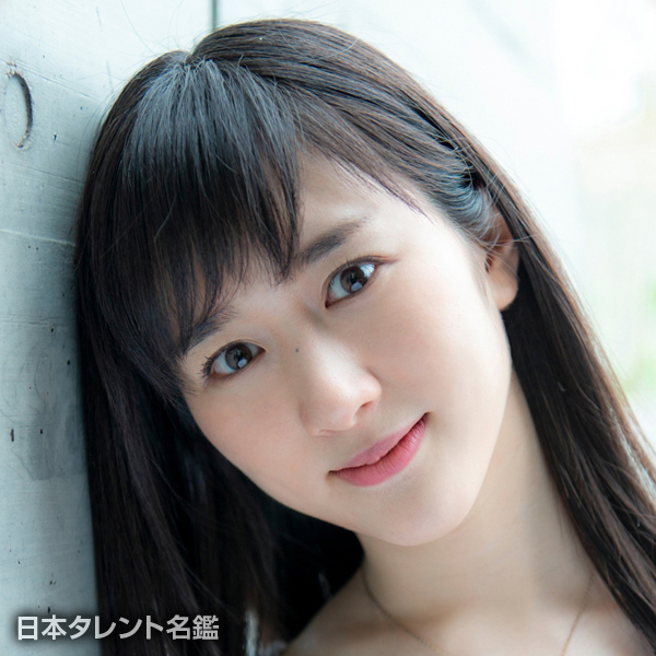 花房　里枝