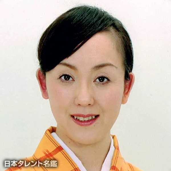 神山　セレナ