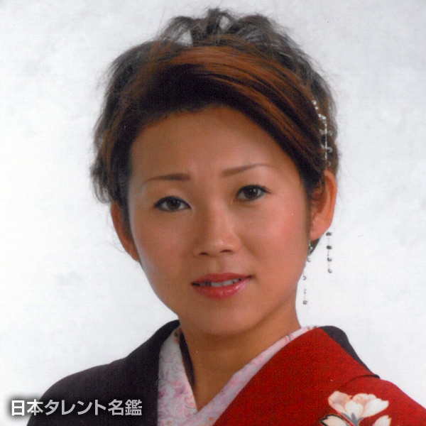 成田　理恵