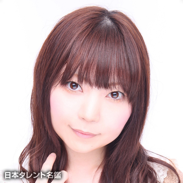 野村　真悠華