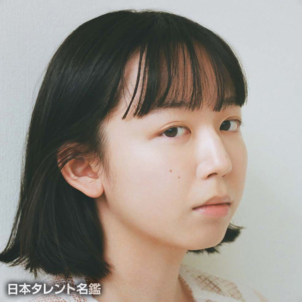 勝田　里奈