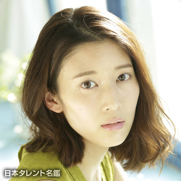 橘　茉希