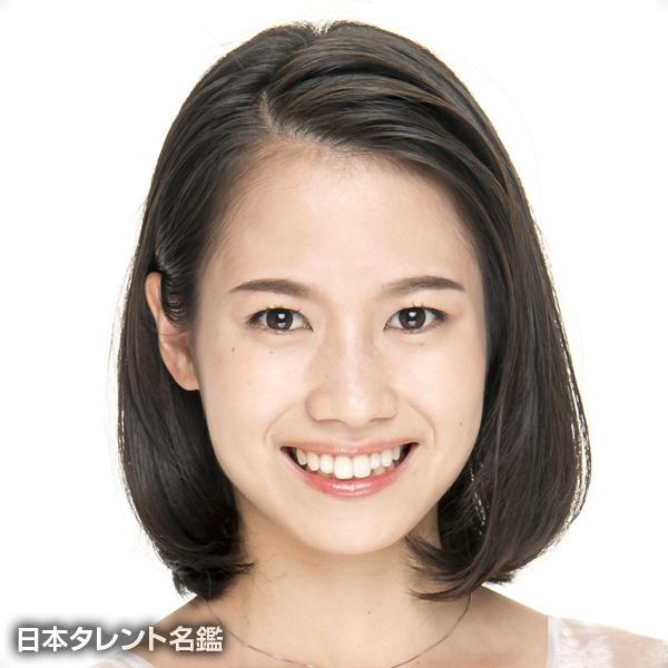 英　智佳