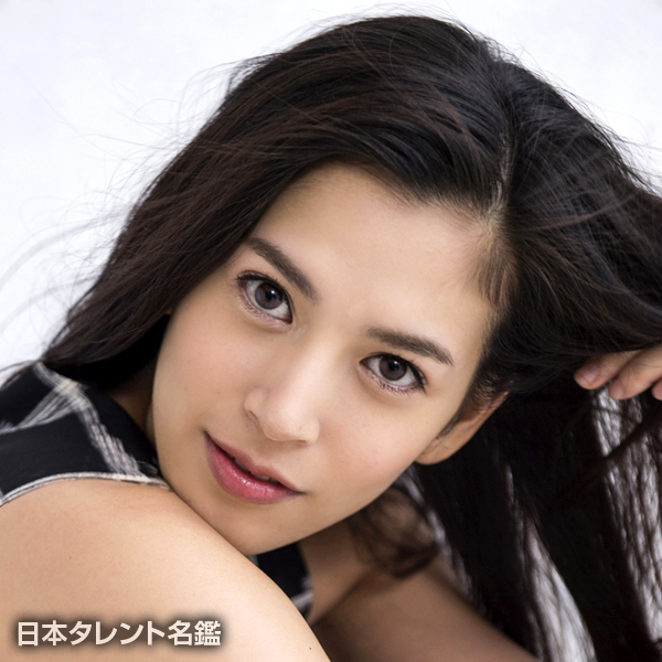 真利奈