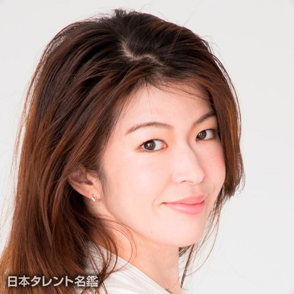 浅見　かがり
