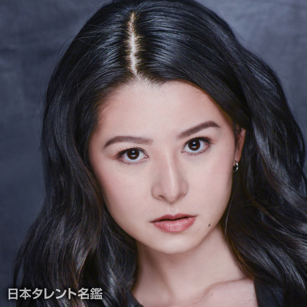 エリナ・ミヤケ・ジャクソン