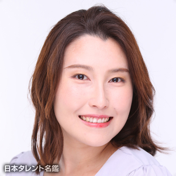 新藤　真耶