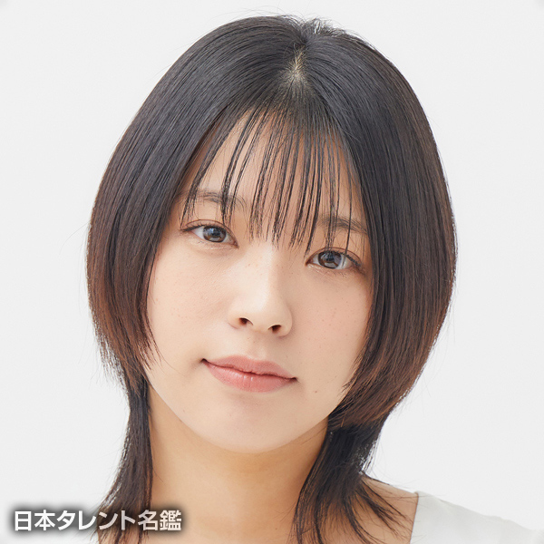 真田　真帆