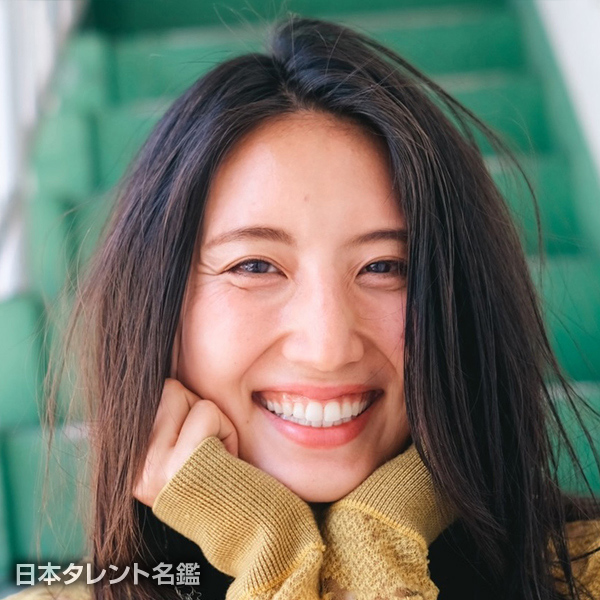 サヤカ