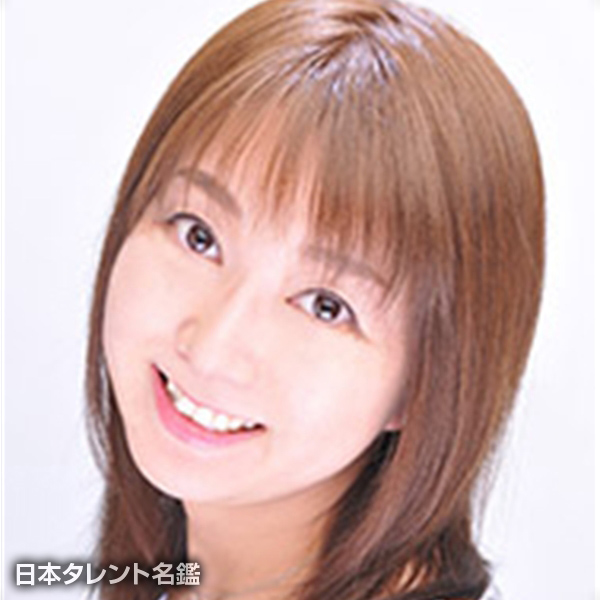 小島　ゆい