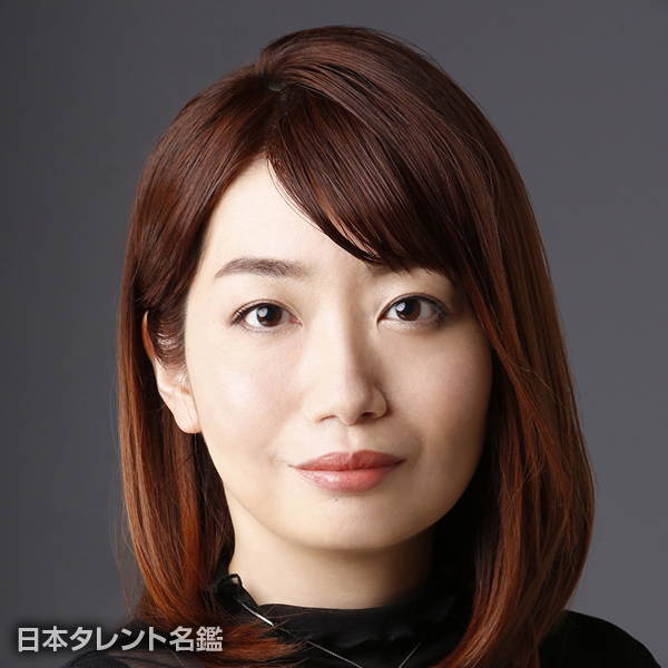 栗田　エリナ