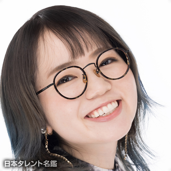 引坂　理絵
