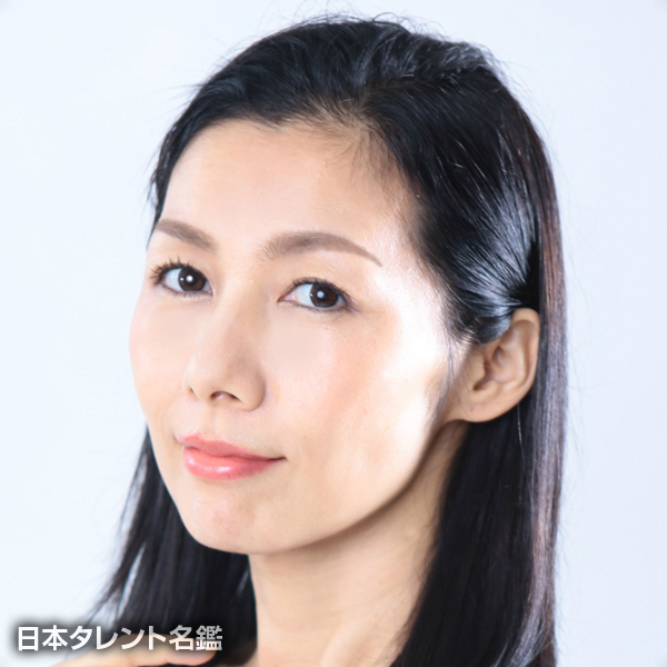 いろさわ　えみ
